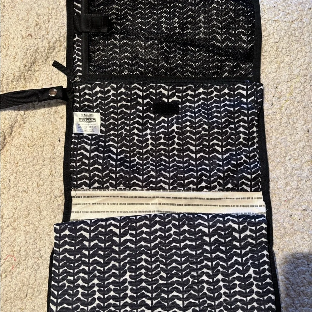 Skip & Hop Skidaddle Black and White Patterned Baby Bag Changer